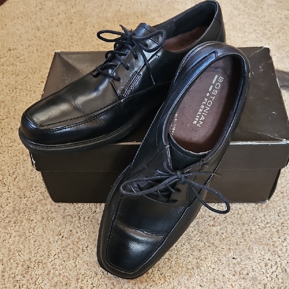 Bostonian Men's Black Leather Dress Shoes